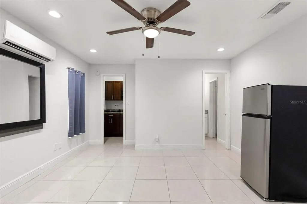 6920 N Cameron Avenue Tampa FL 33614