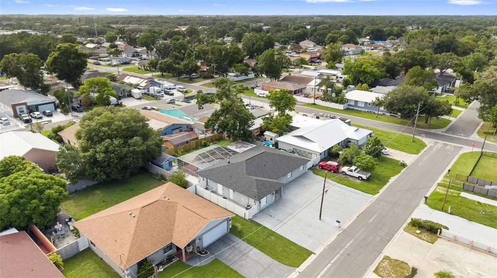 6920 N Cameron Avenue Tampa FL 33614