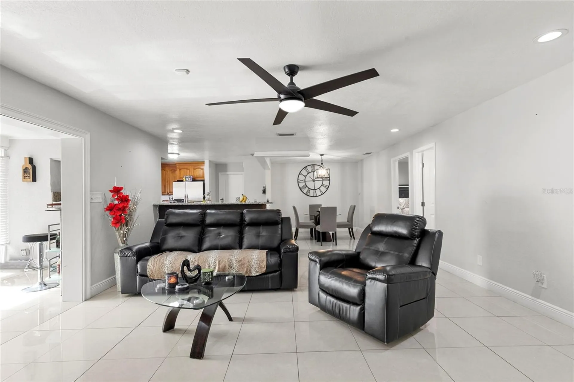 6920 N Cameron Avenue Tampa FL 33614