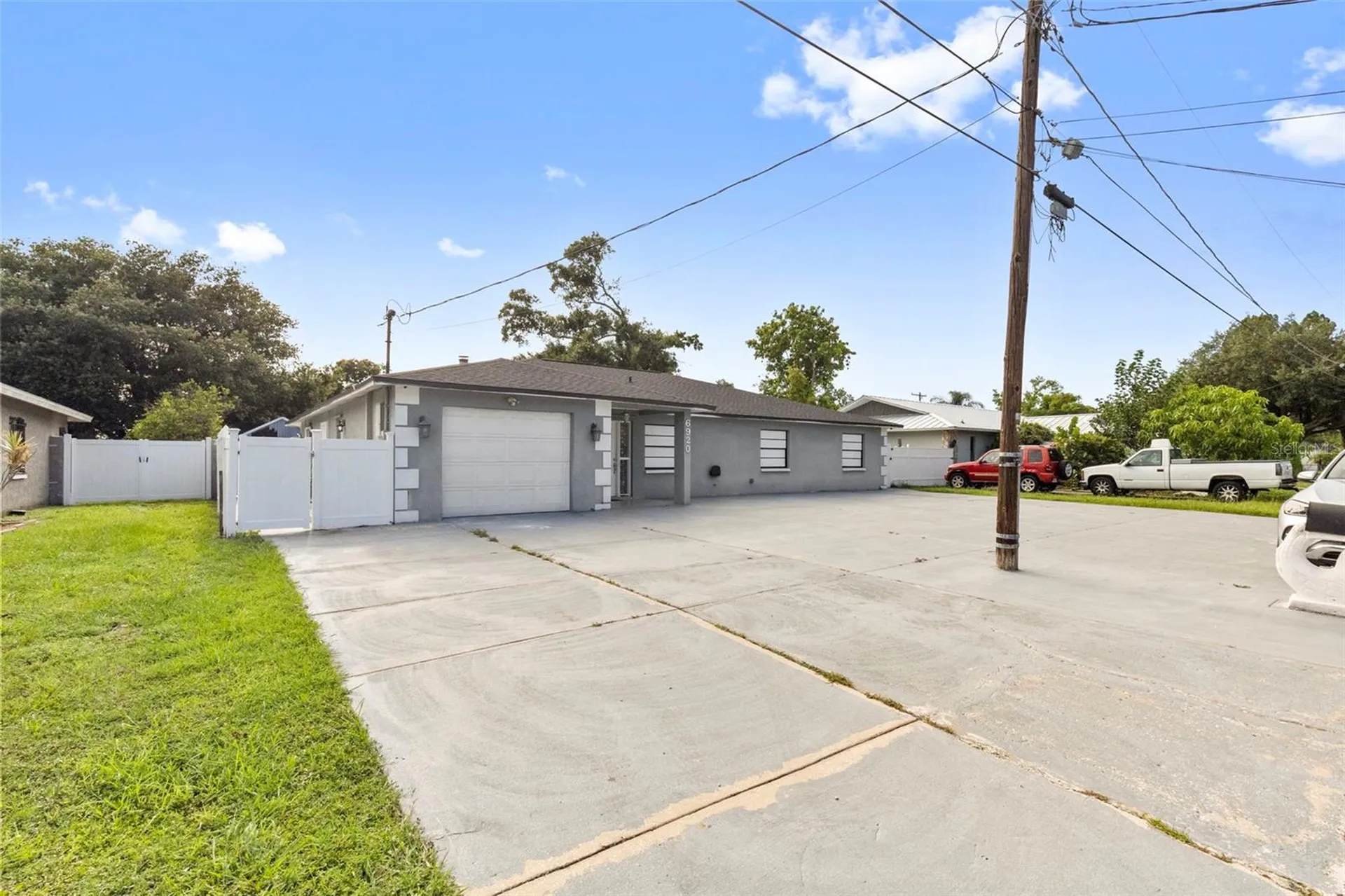 6920 N Cameron Avenue Tampa FL 33614
