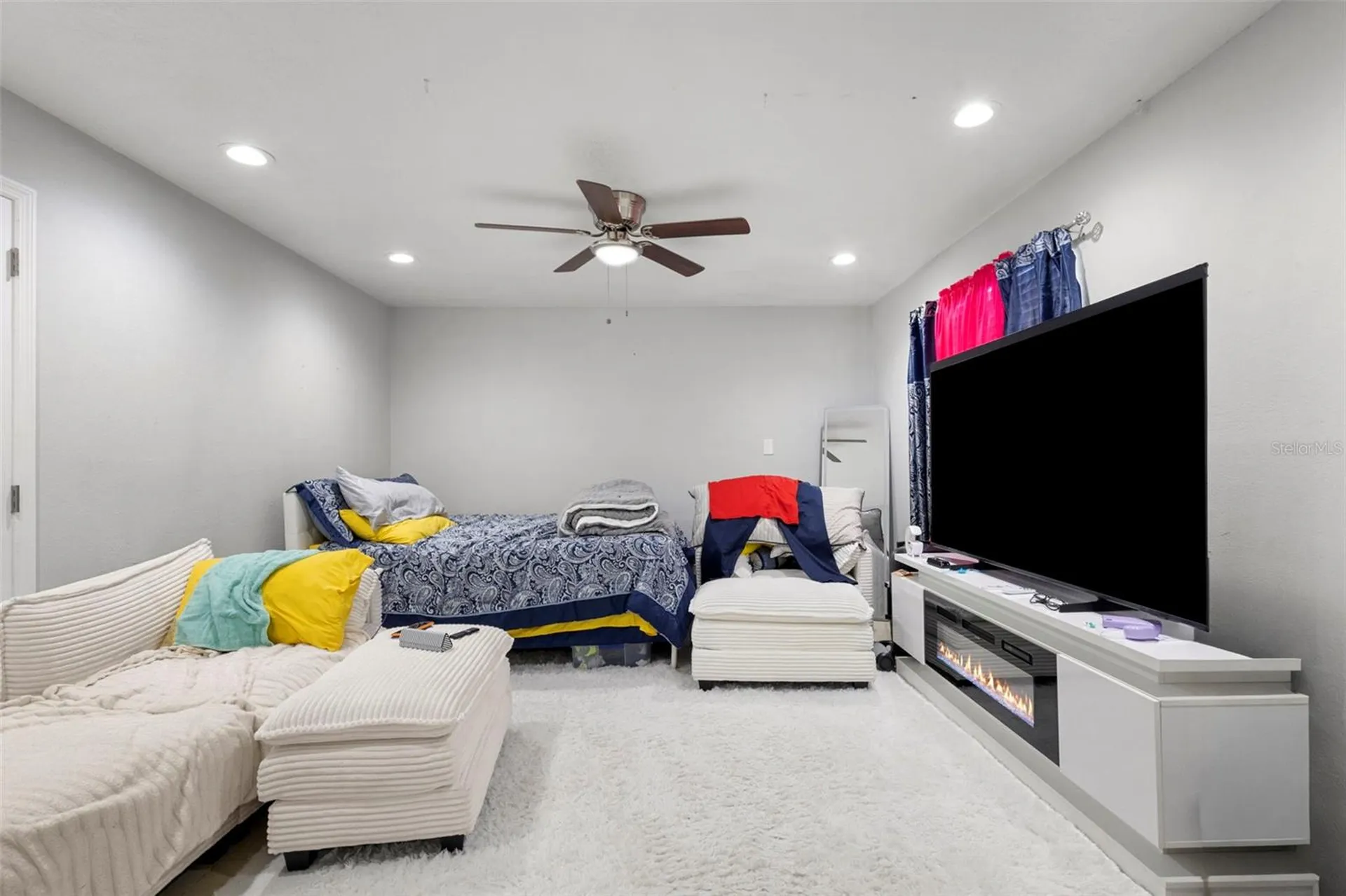 6920 N Cameron Avenue Tampa FL 33614