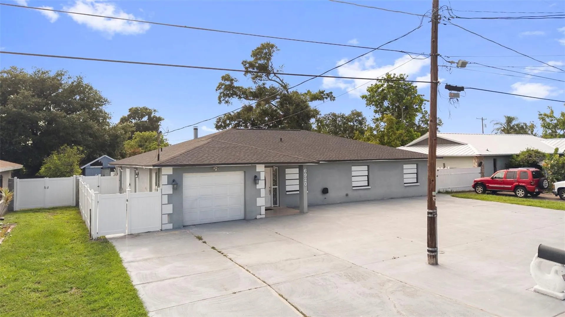 6920 N Cameron Avenue Tampa FL 33614