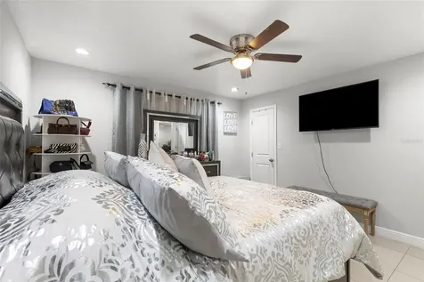 6920 N Cameron Avenue Tampa FL 33614