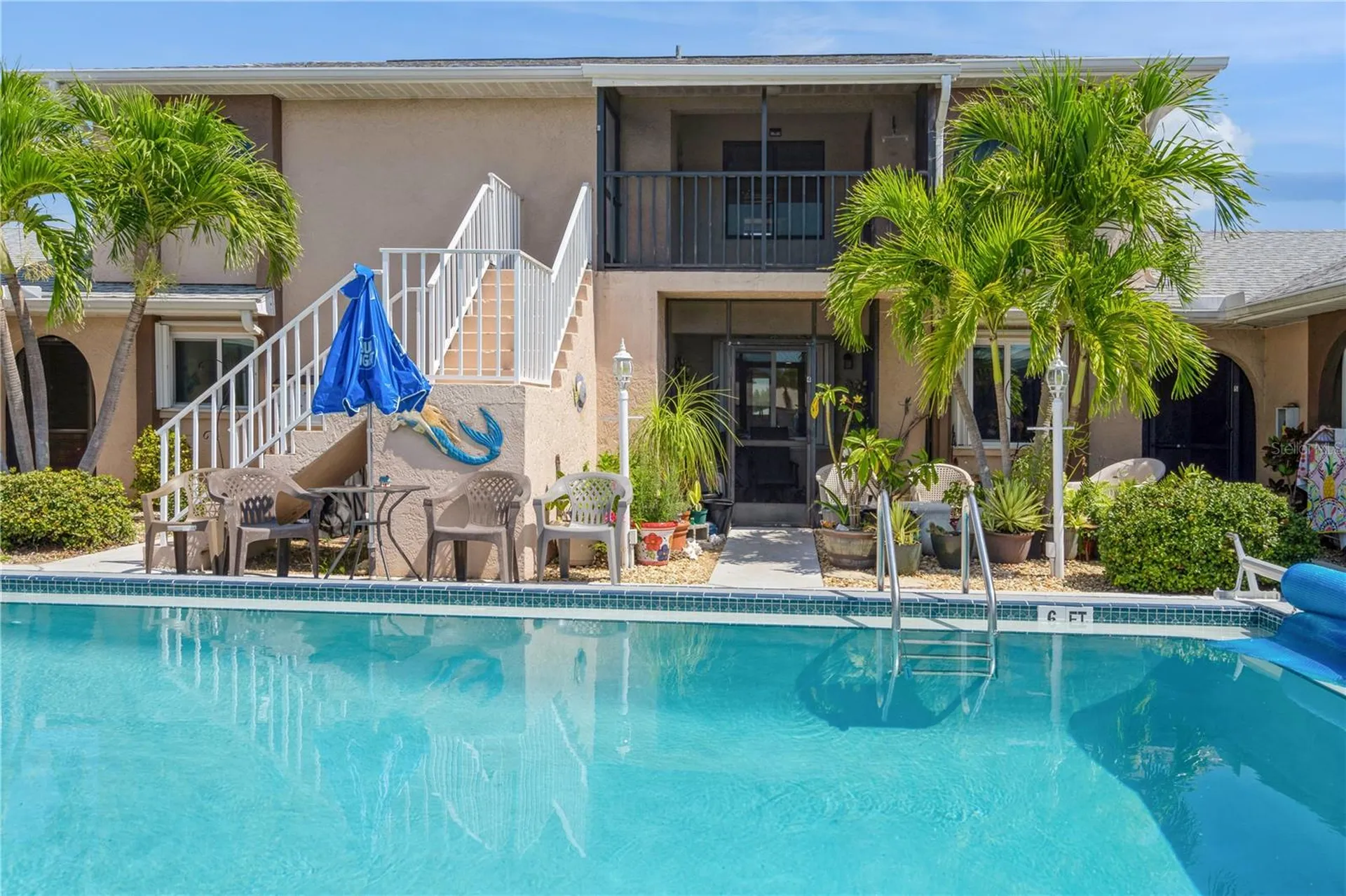 527 Cape Coral Parkway W Cape Coral FL 33914