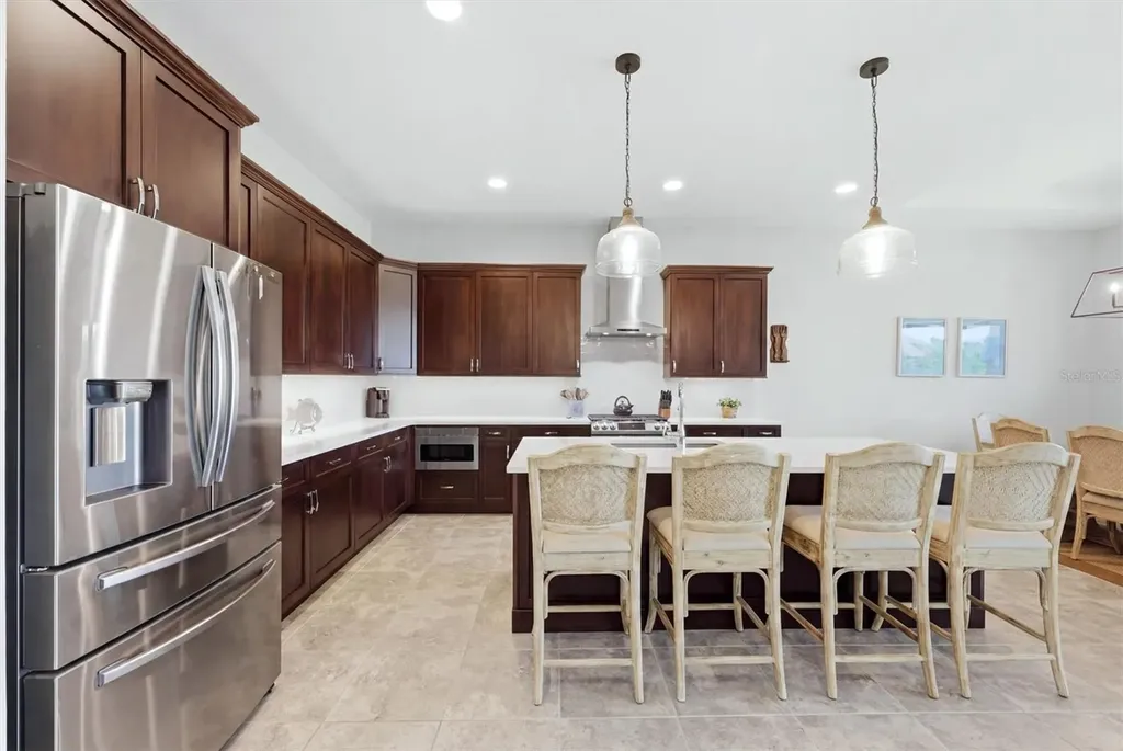 7712 Sandhill Lake Drive Sarasota FL 34241