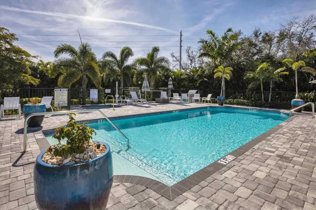 7712 Sandhill Lake Drive Sarasota FL 34241