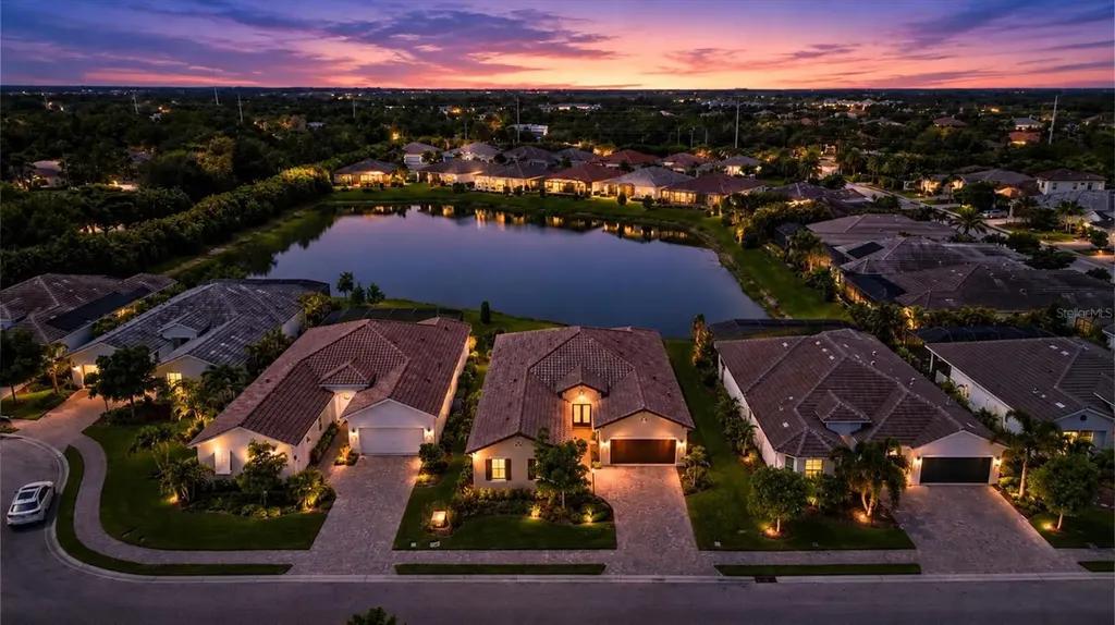 7712 Sandhill Lake Drive Sarasota FL 34241