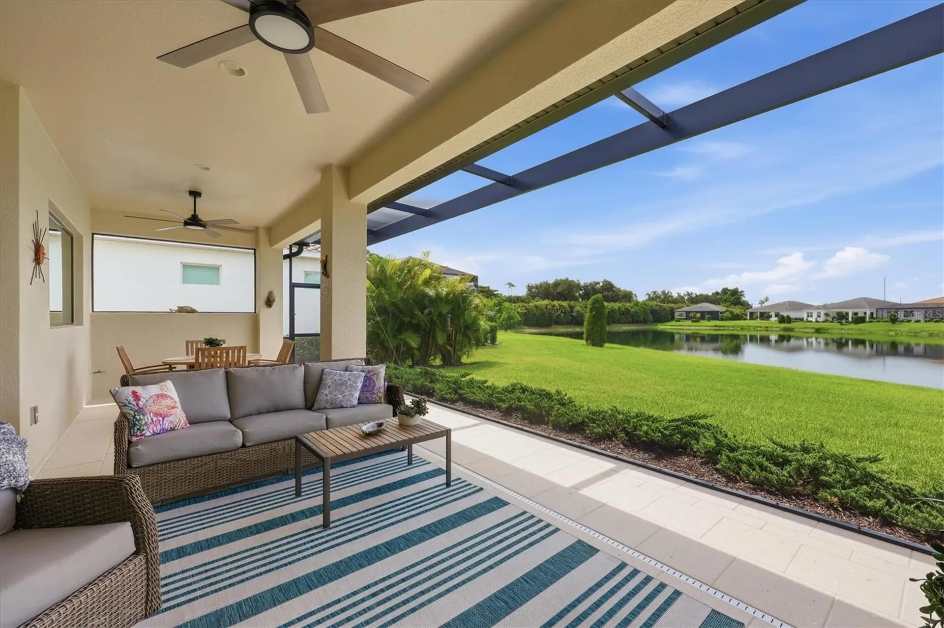 7712 Sandhill Lake Drive Sarasota FL 34241
