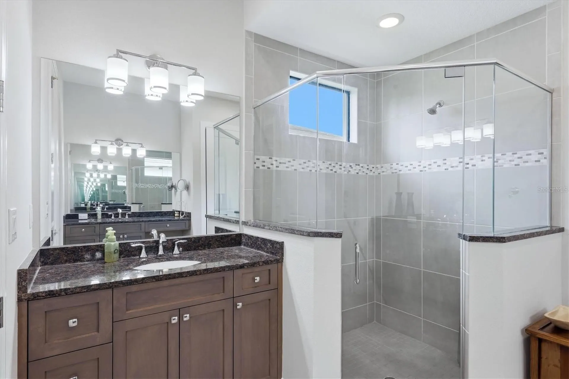 7712 Sandhill Lake Drive Sarasota FL 34241