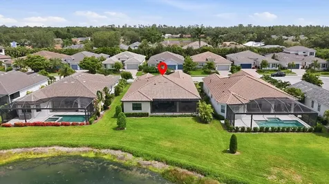 7712 Sandhill Lake Drive Sarasota FL 34241
