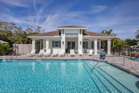 7712 Sandhill Lake Drive Sarasota FL 34241