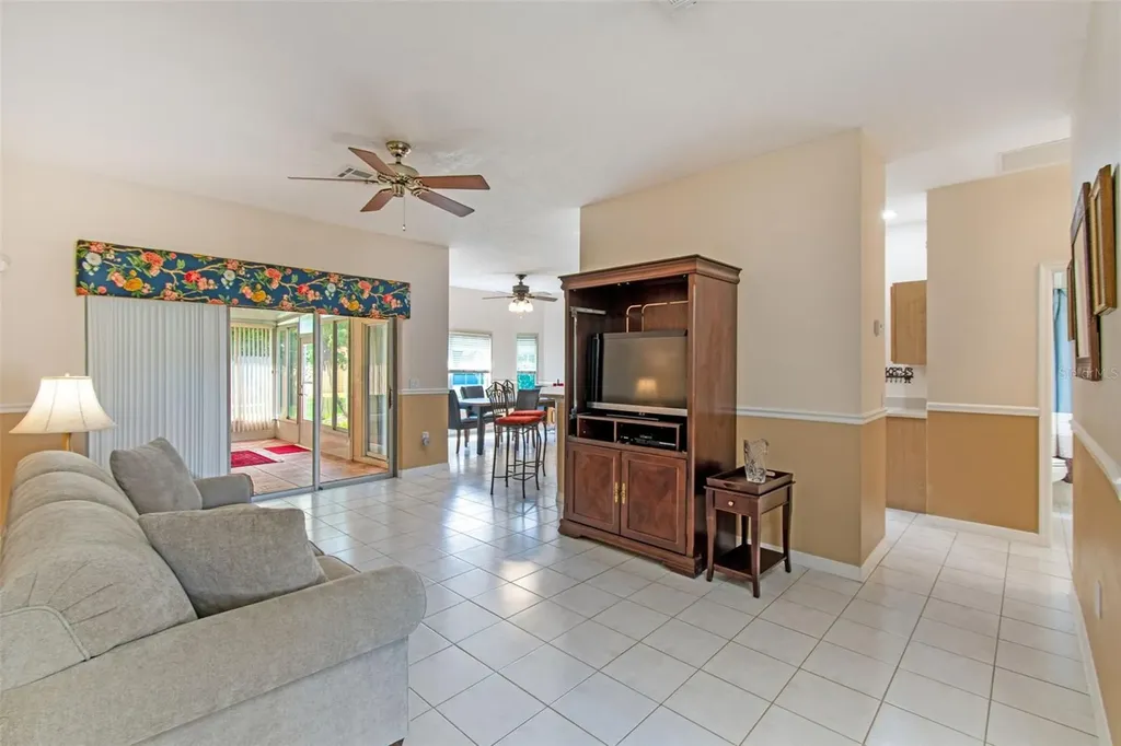 354 Rock Springs Drive Kissimmee FL 34759