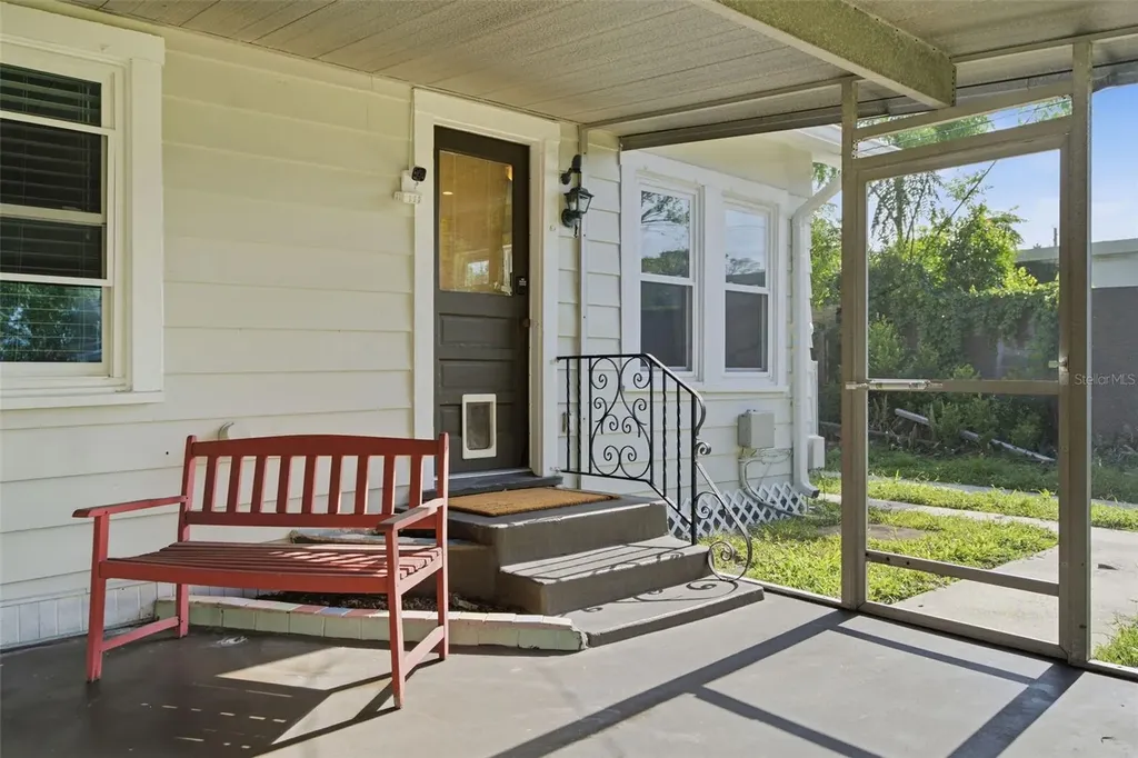 106 W Comanche Avenue Tampa FL 33604