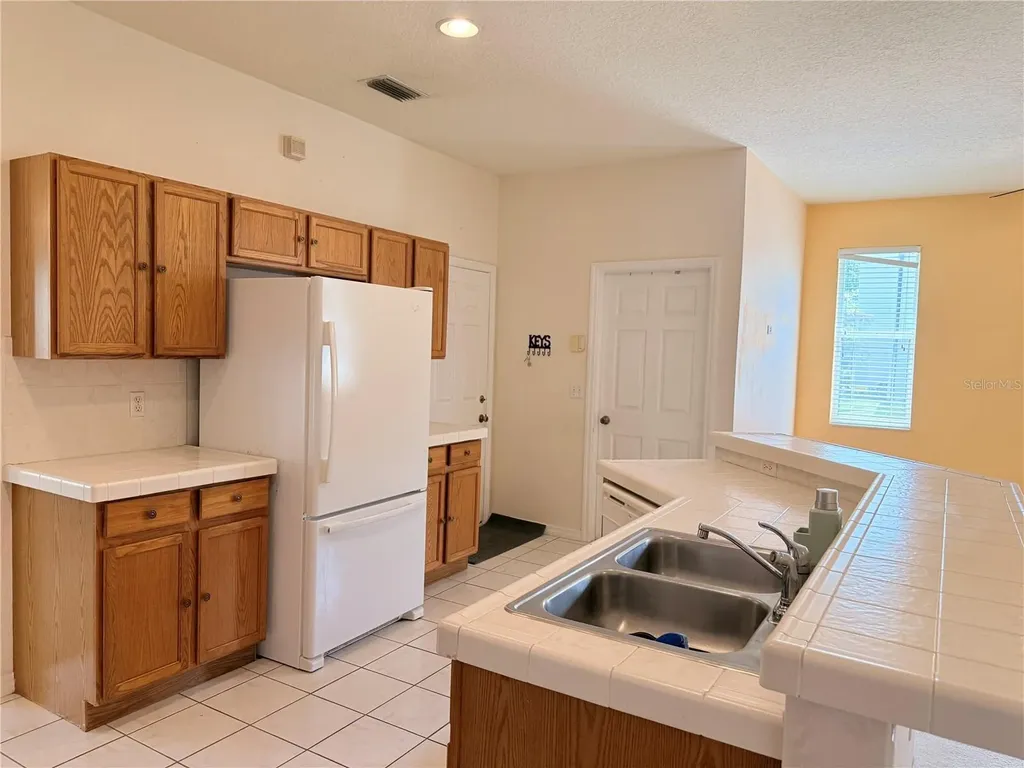 3010 Victoria Drive Kissimmee FL 34746