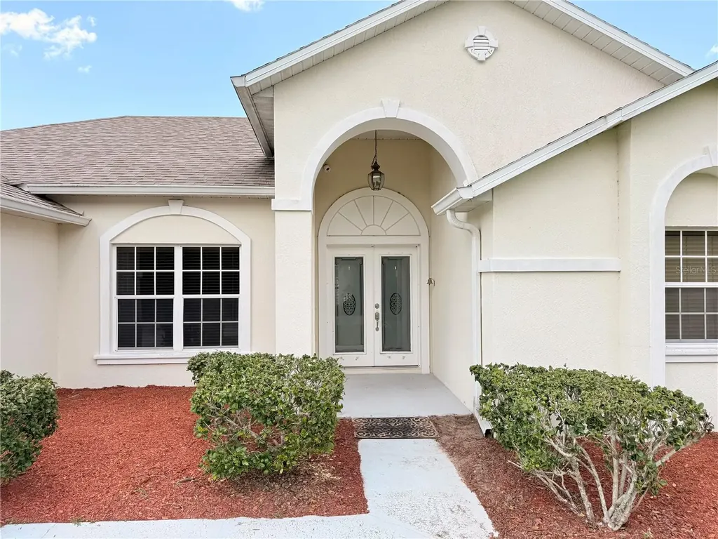 3010 Victoria Drive Kissimmee FL 34746