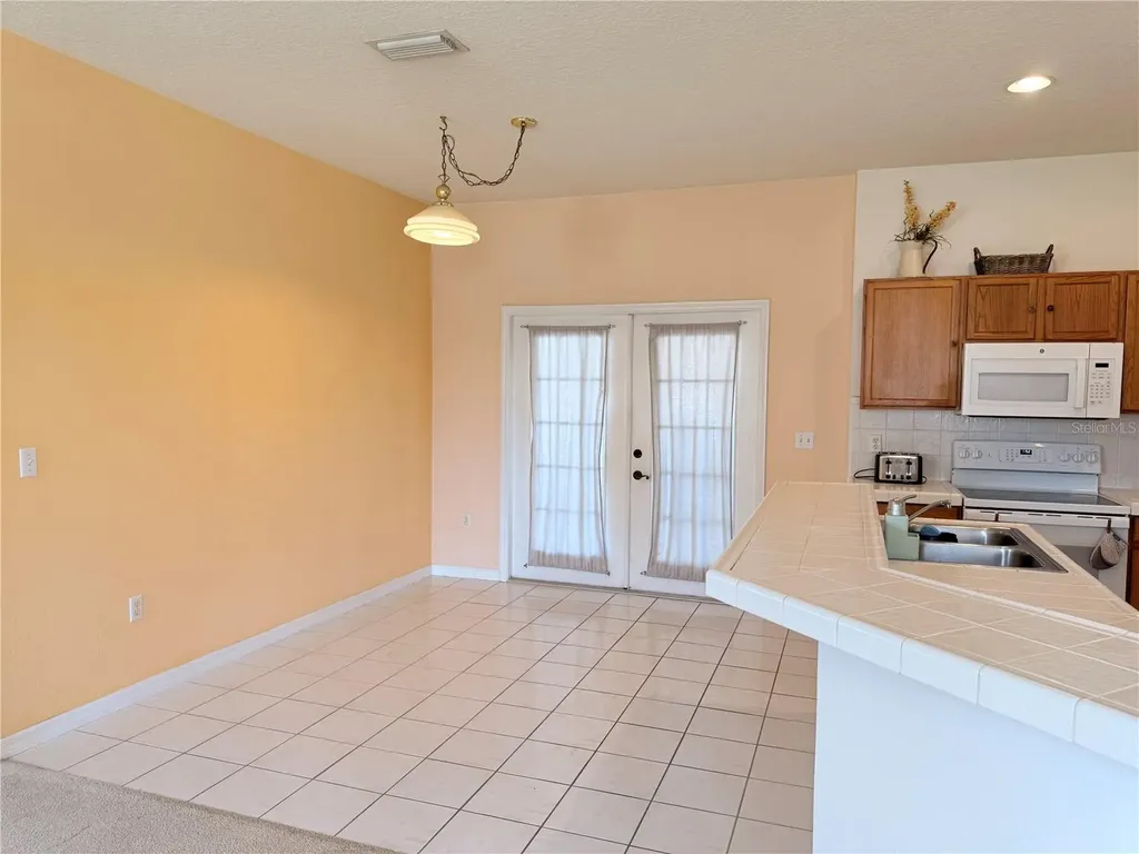 3010 Victoria Drive Kissimmee FL 34746