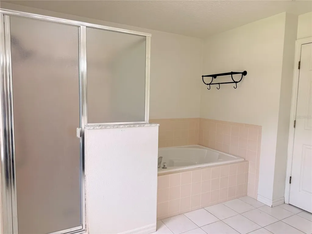 3010 Victoria Drive Kissimmee FL 34746