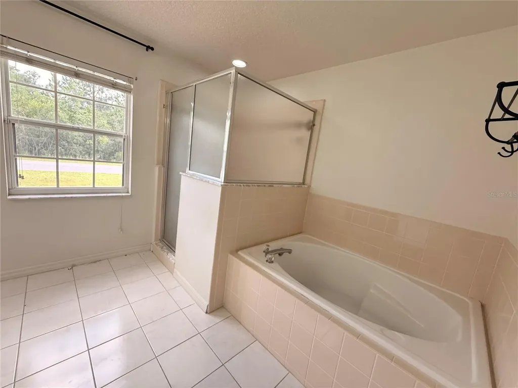 3010 Victoria Drive Kissimmee FL 34746