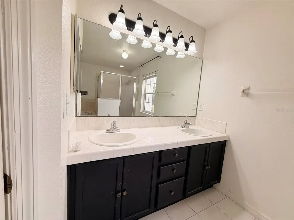 3010 Victoria Drive Kissimmee FL 34746