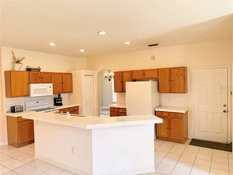 3010 Victoria Drive Kissimmee FL 34746