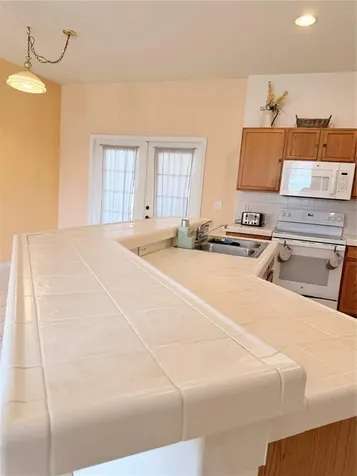 3010 Victoria Drive Kissimmee FL 34746