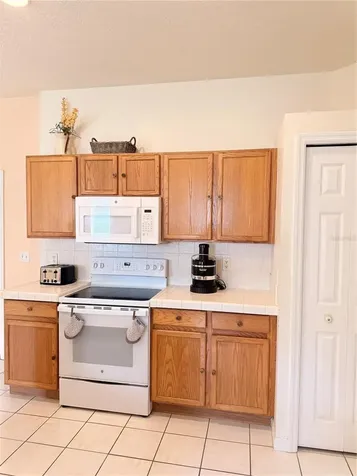 3010 Victoria Drive Kissimmee FL 34746