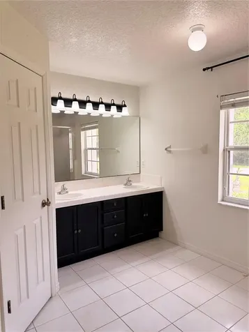 3010 Victoria Drive Kissimmee FL 34746