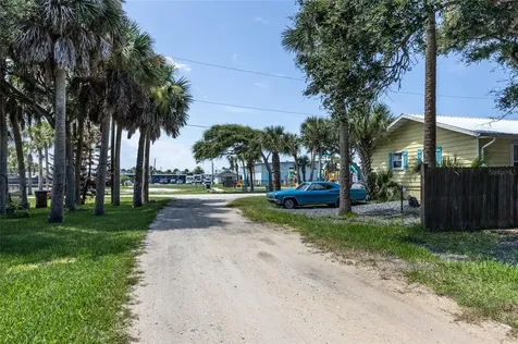 904 S Daytona Avenue Flagler Beach FL 32136