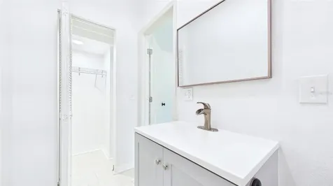 3175 Bayshore Oaks Drive Tampa FL 33611