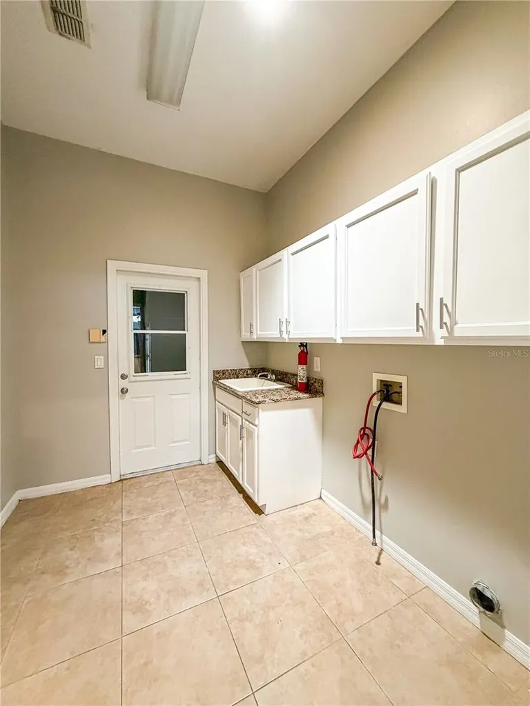 123 Golf Course Parkway Davenport FL 33837