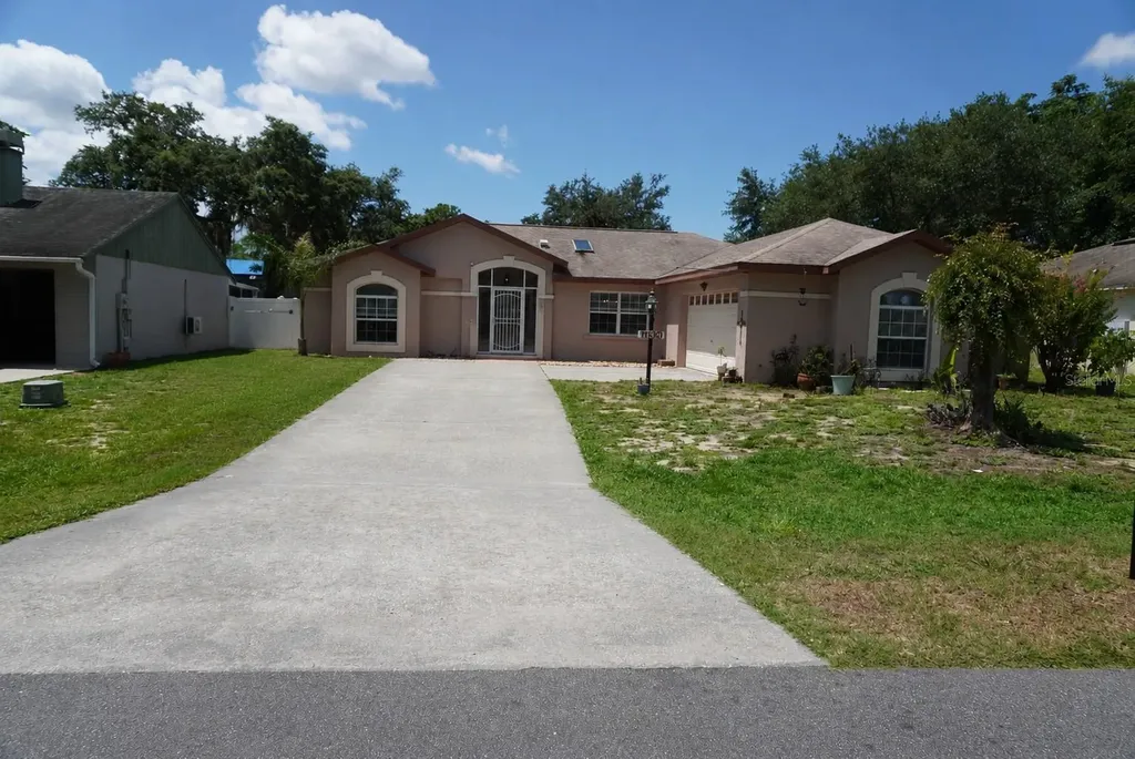 11130 Fountain Lake Boulevard Leesburg FL 34788