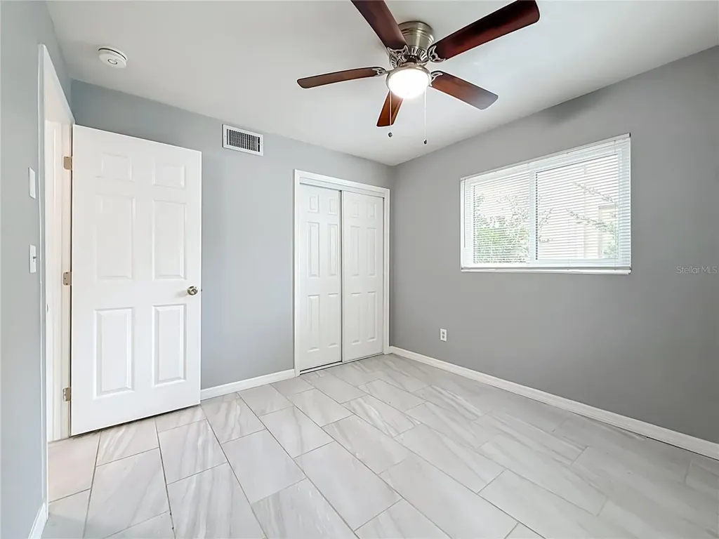 890 7th Avenue NE Largo FL 33770
