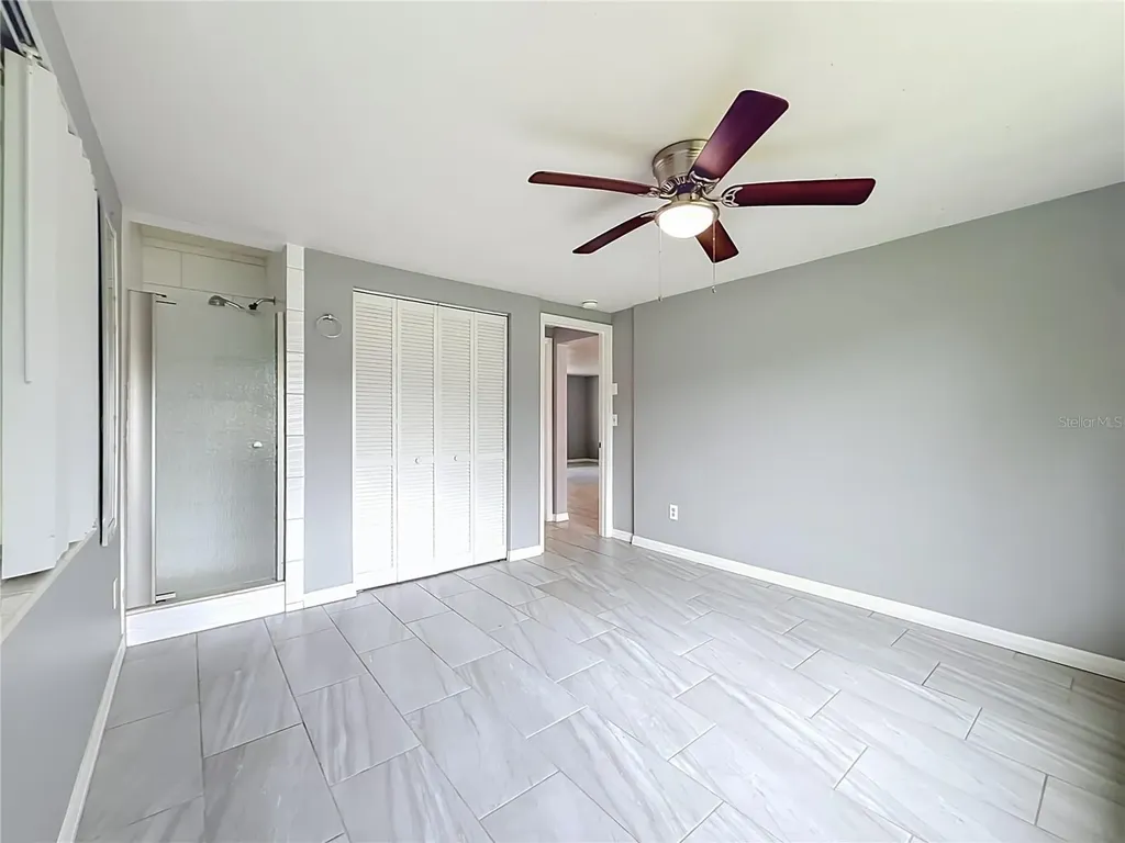 890 7th Avenue NE Largo FL 33770