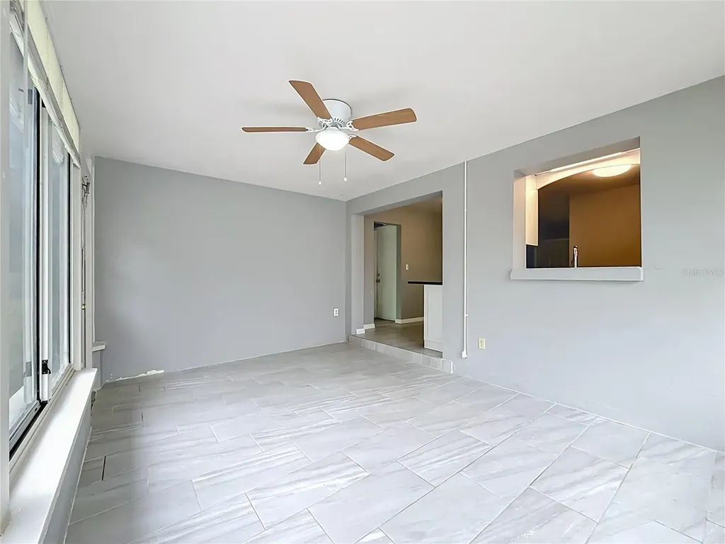 890 7th Avenue NE Largo FL 33770