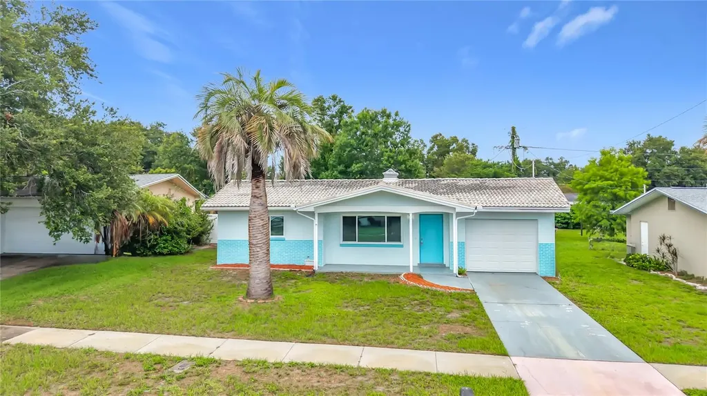 890 7th Avenue NE Largo FL 33770