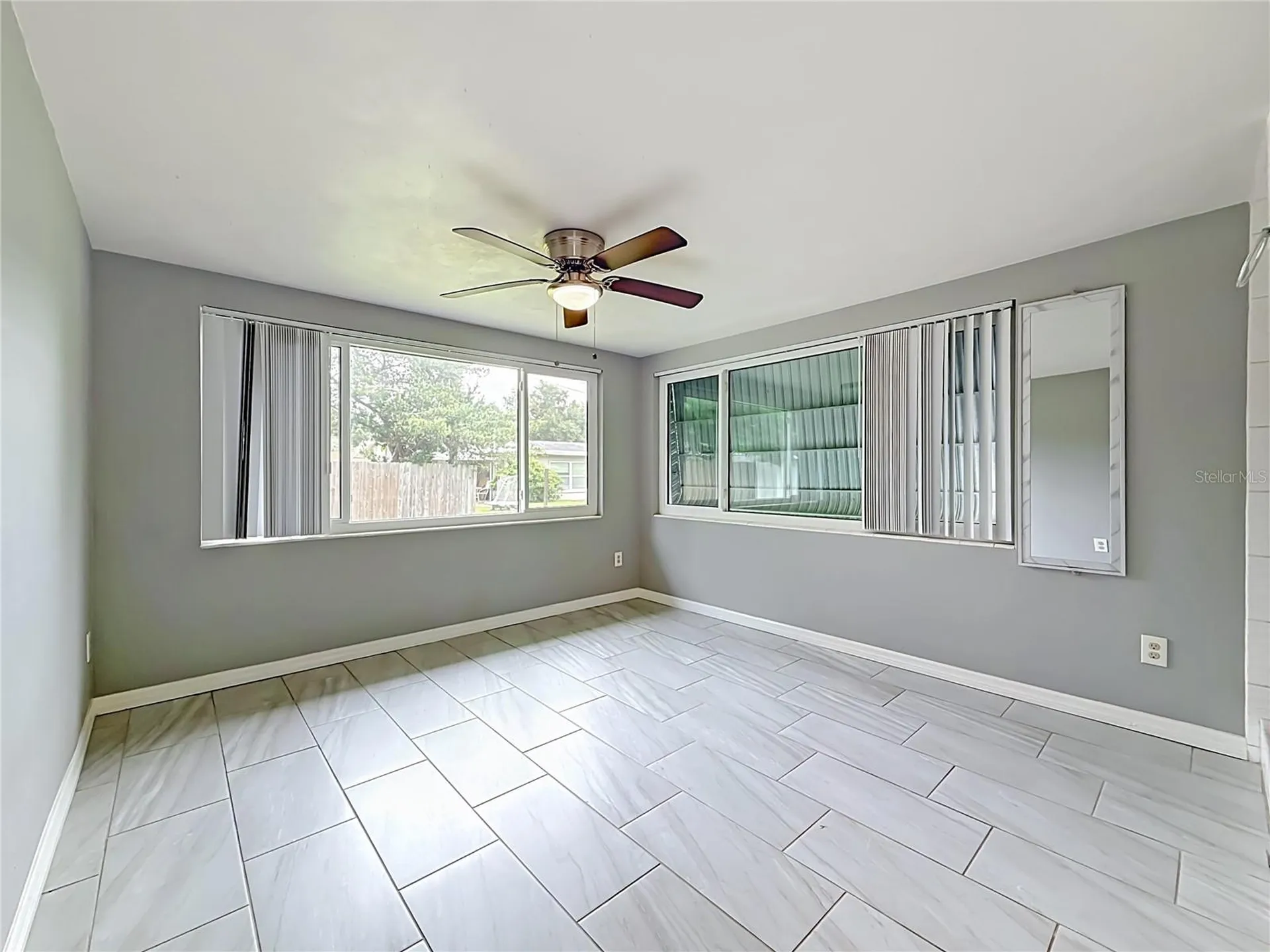 890 7th Avenue NE Largo FL 33770