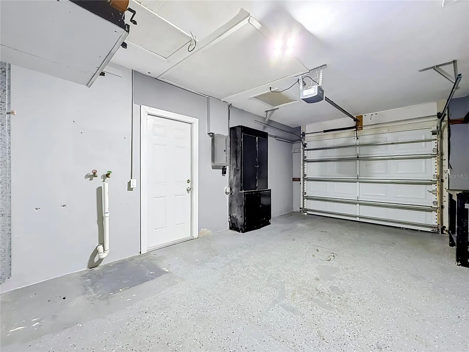 890 7th Avenue NE Largo FL 33770
