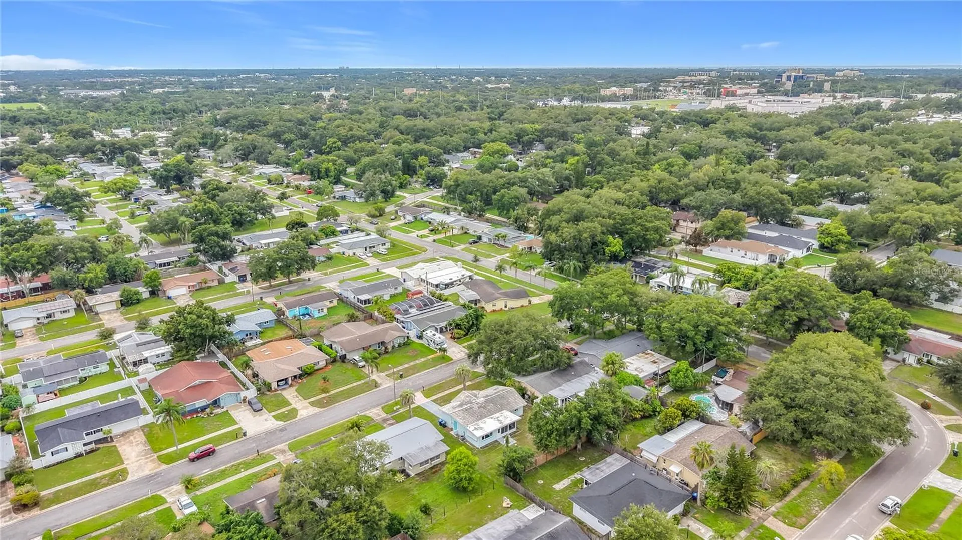 890 7th Avenue NE Largo FL 33770
