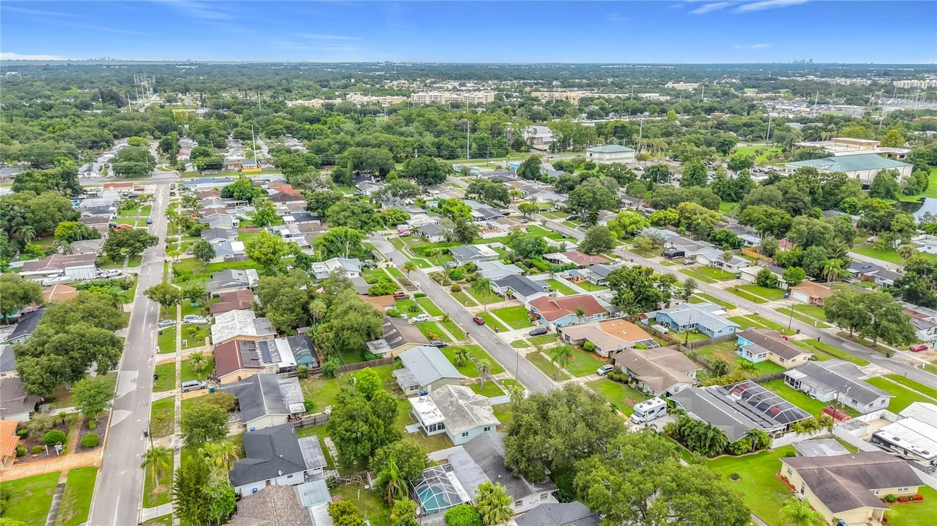 890 7th Avenue NE Largo FL 33770