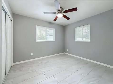890 7th Avenue NE Largo FL 33770