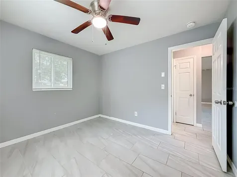 890 7th Avenue NE Largo FL 33770