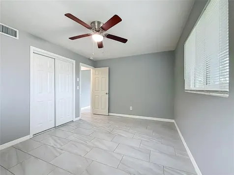 890 7th Avenue NE Largo FL 33770