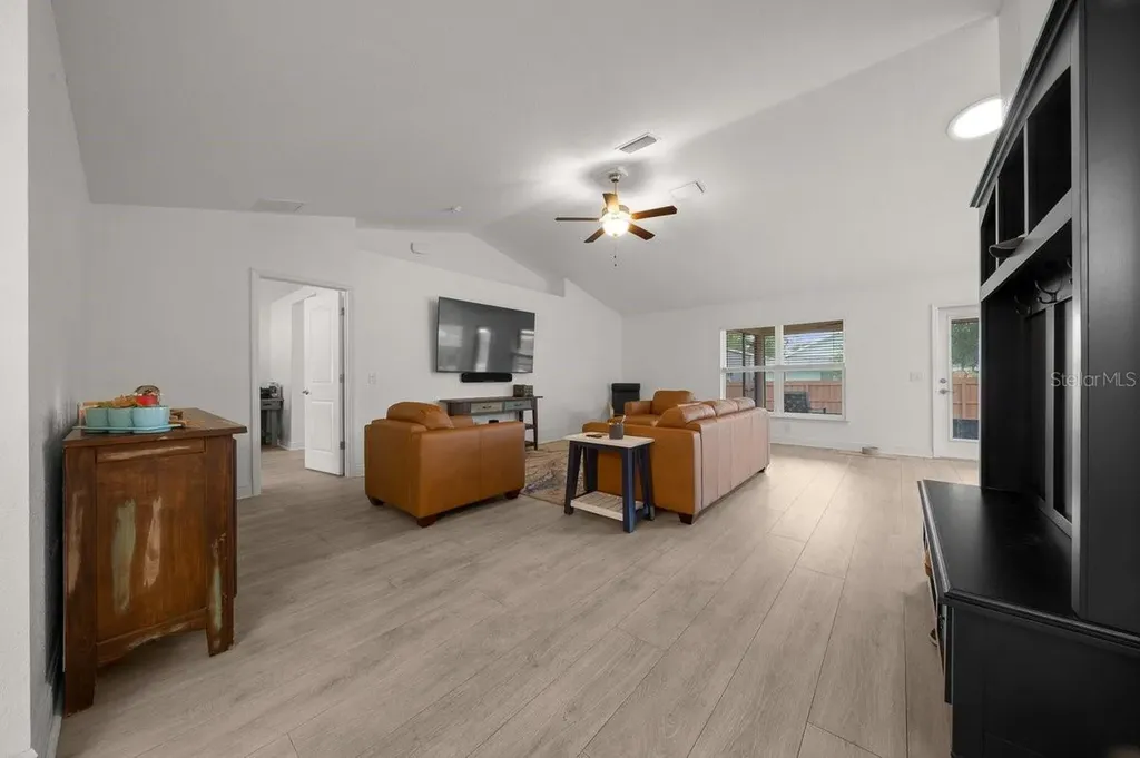 8828 SE 160th Place Summerfield FL 34491