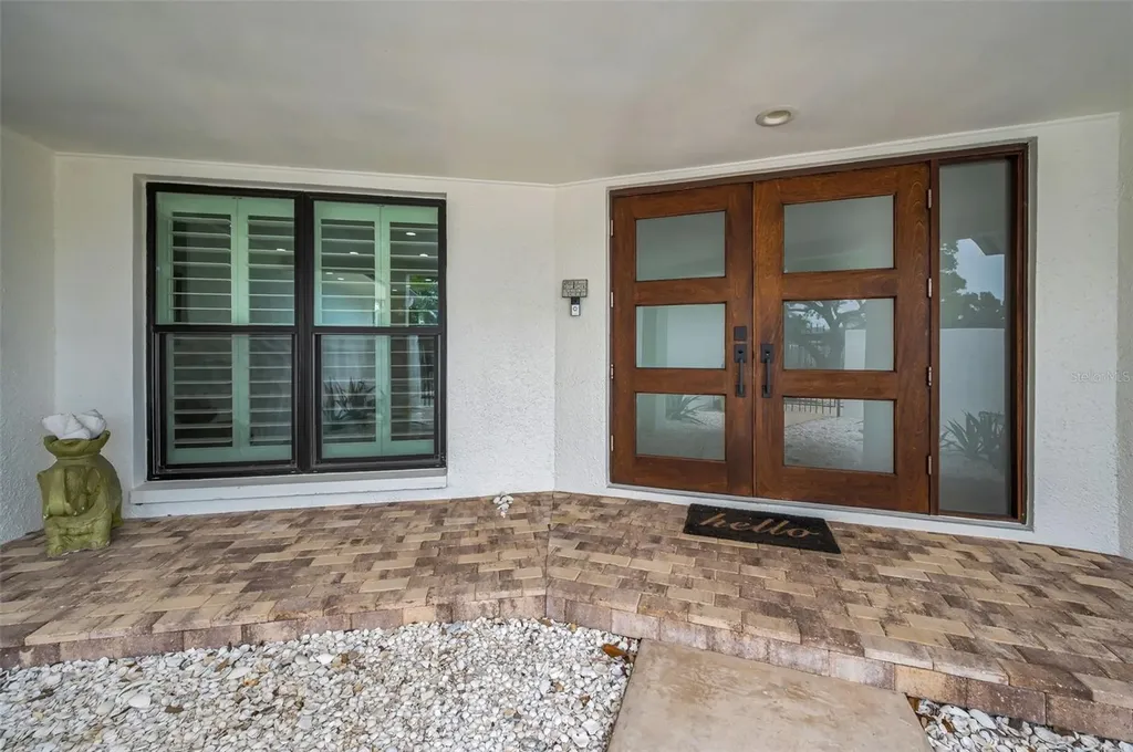 14516 Bay Hills Drive Largo FL 33774