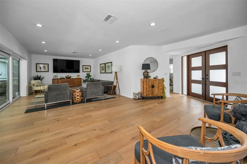 14516 Bay Hills Drive Largo FL 33774