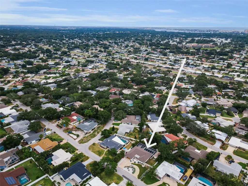 14516 Bay Hills Drive Largo FL 33774