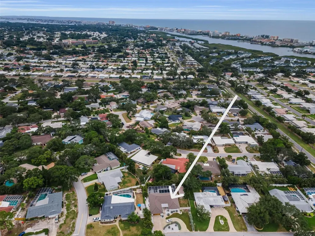14516 Bay Hills Drive Largo FL 33774