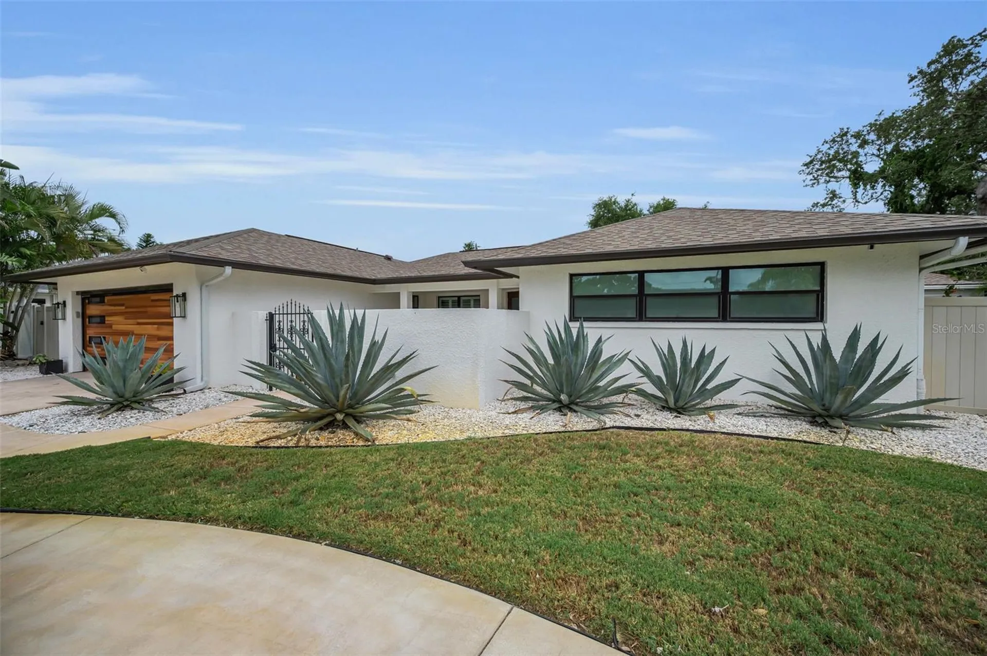 14516 Bay Hills Drive Largo FL 33774