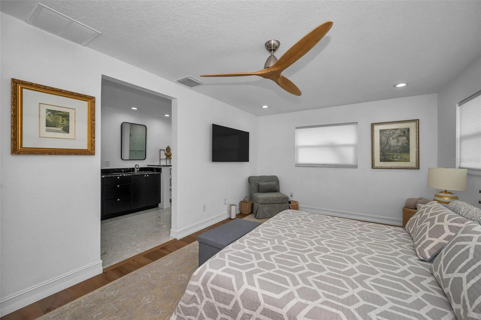 14516 Bay Hills Drive Largo FL 33774