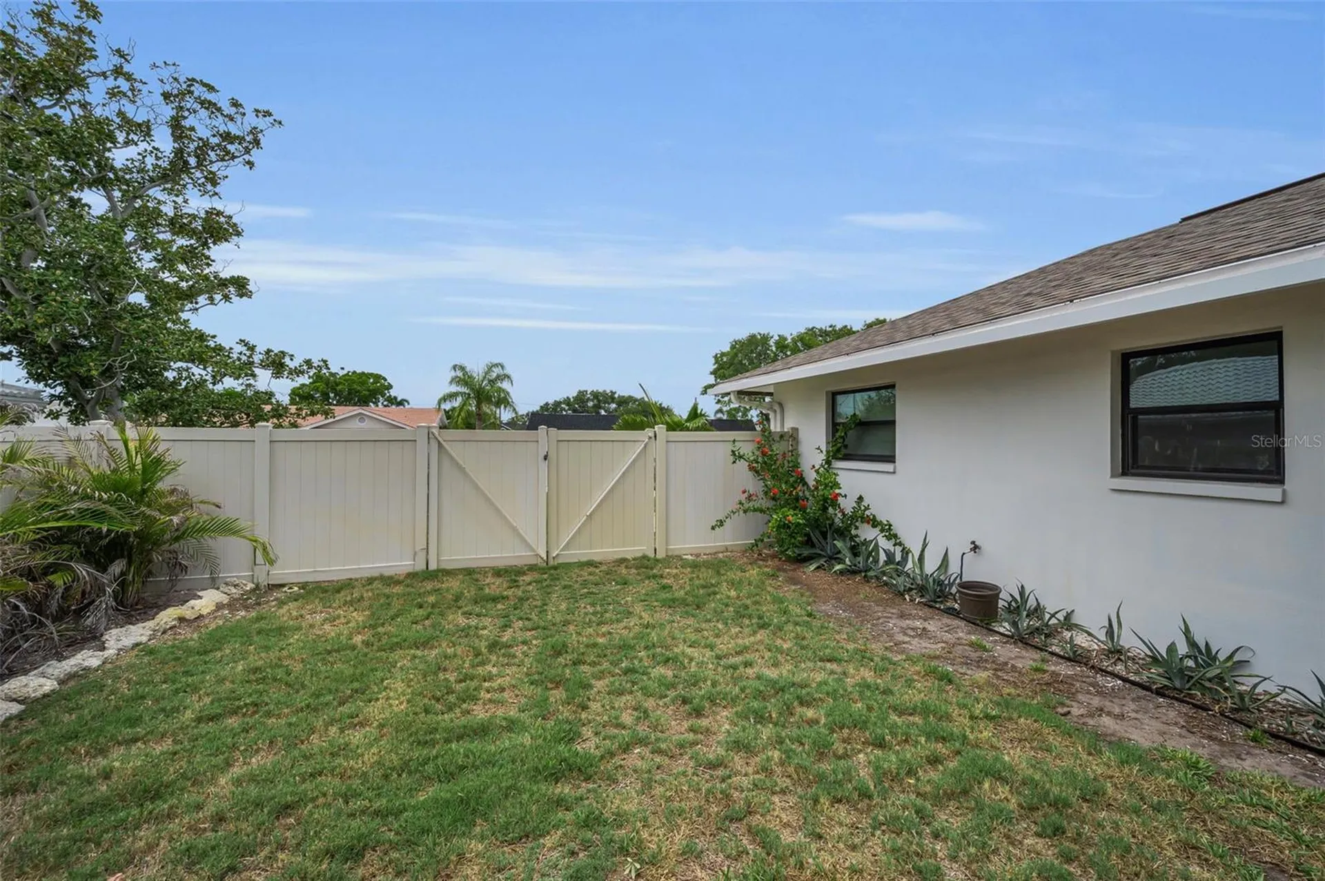 14516 Bay Hills Drive Largo FL 33774